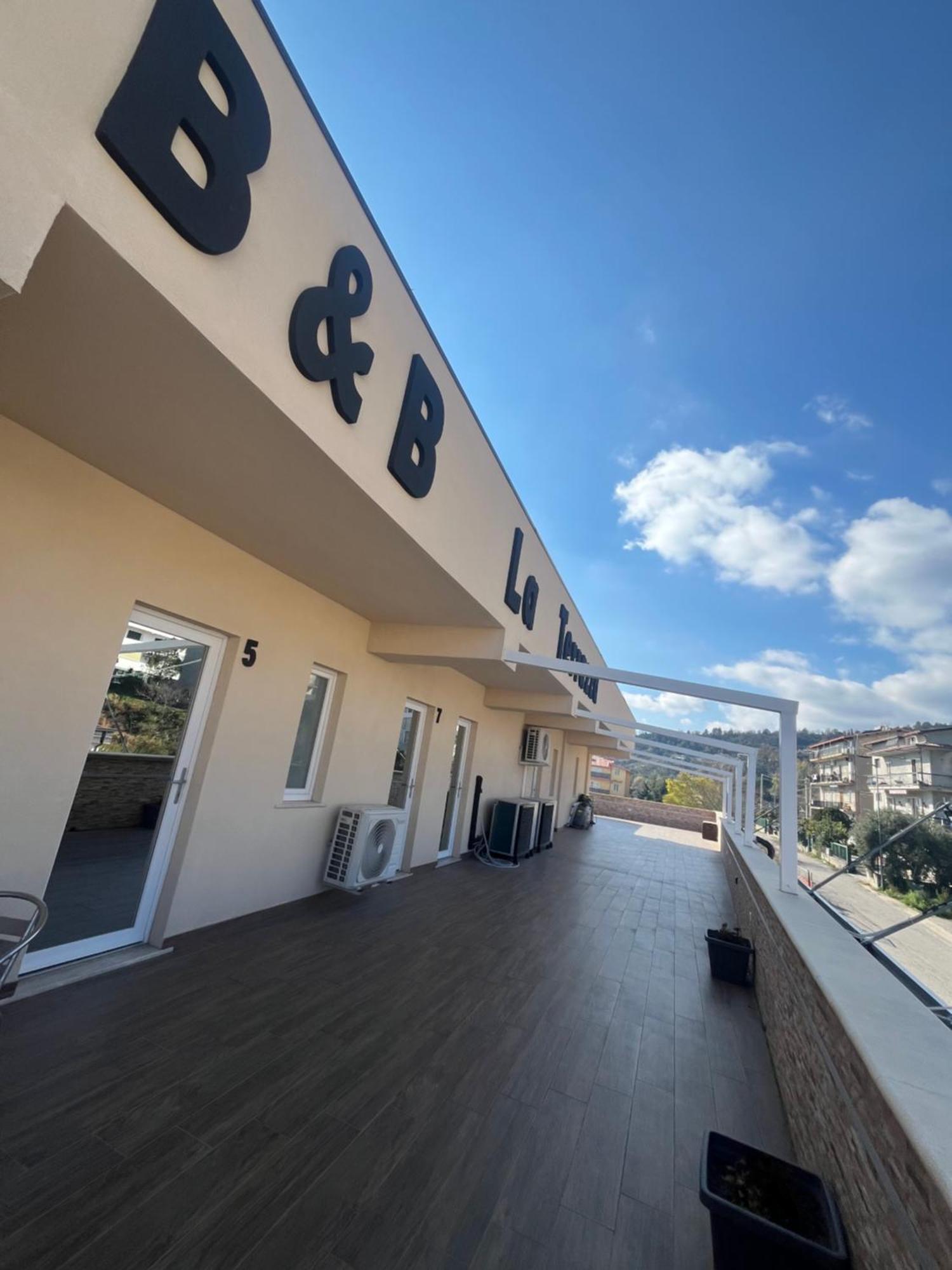 B&B La Terrazza Polifrone Cotronei Buitenkant foto