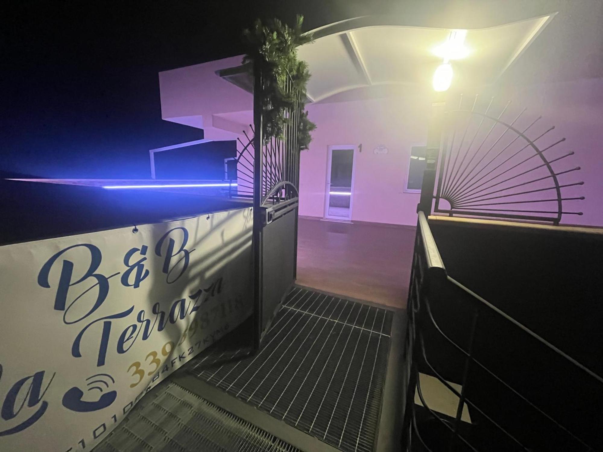 B&B La Terrazza Polifrone Cotronei Buitenkant foto