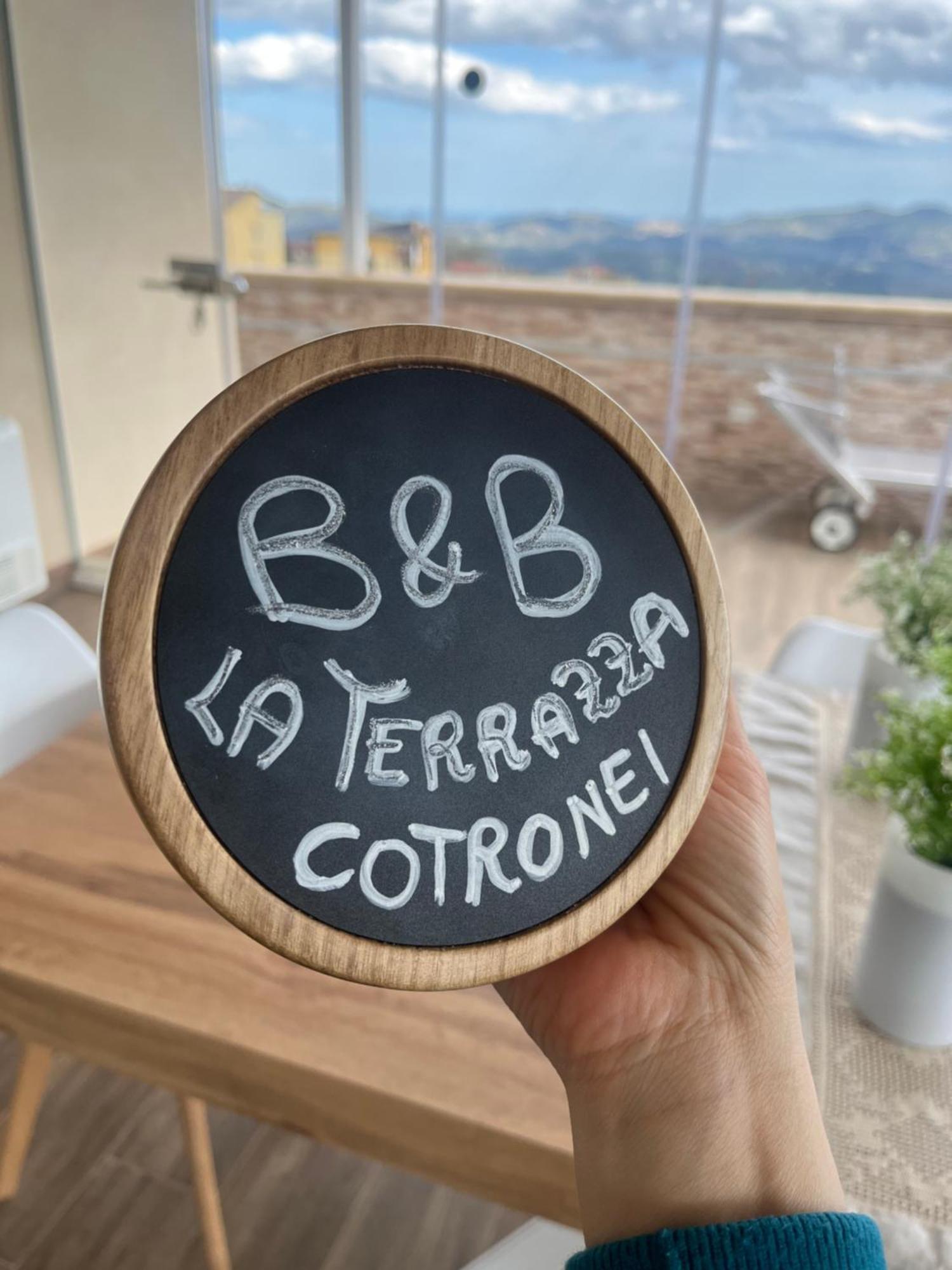 B&B La Terrazza Polifrone Cotronei Buitenkant foto